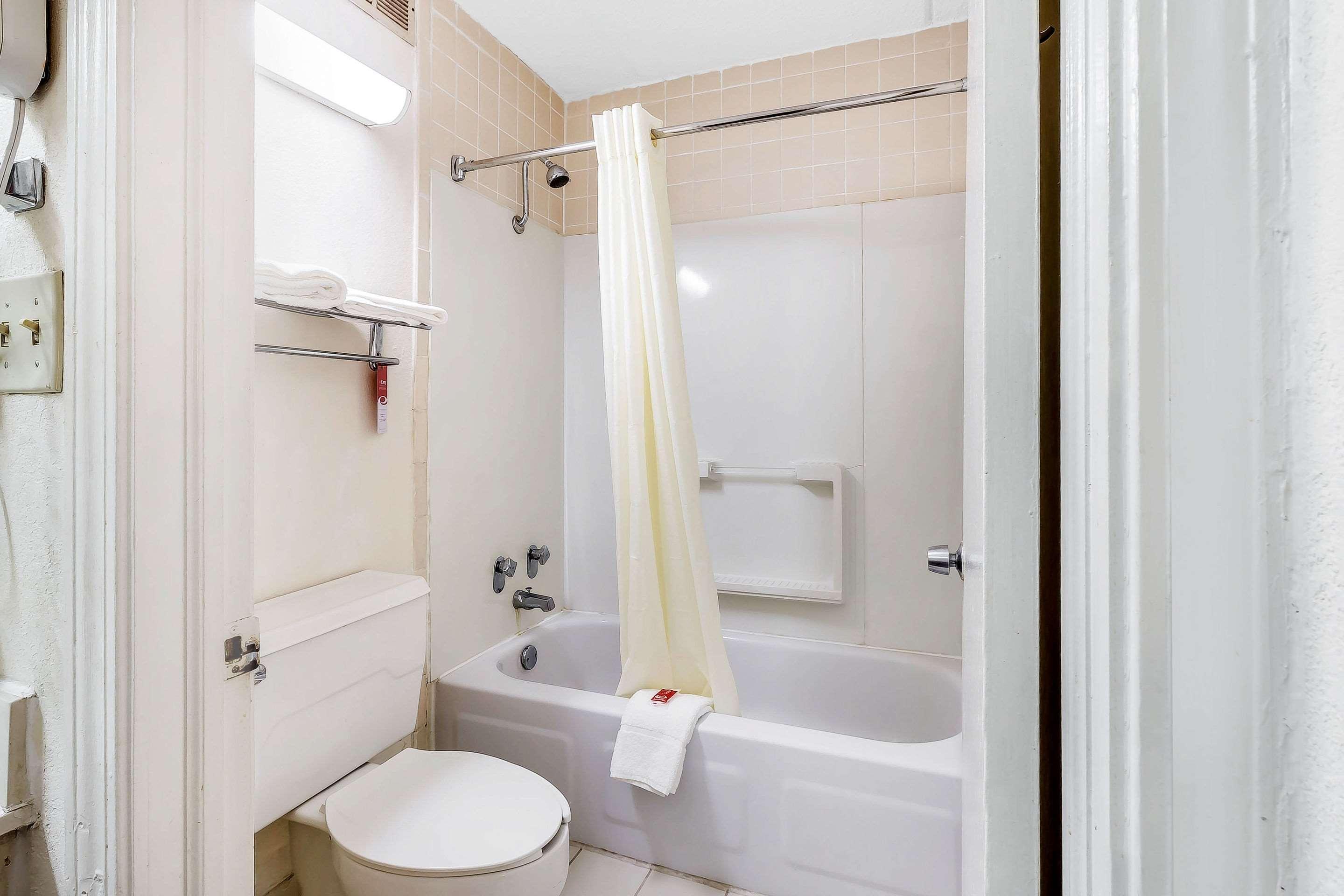 Econolodge Lavonia Екстериор снимка