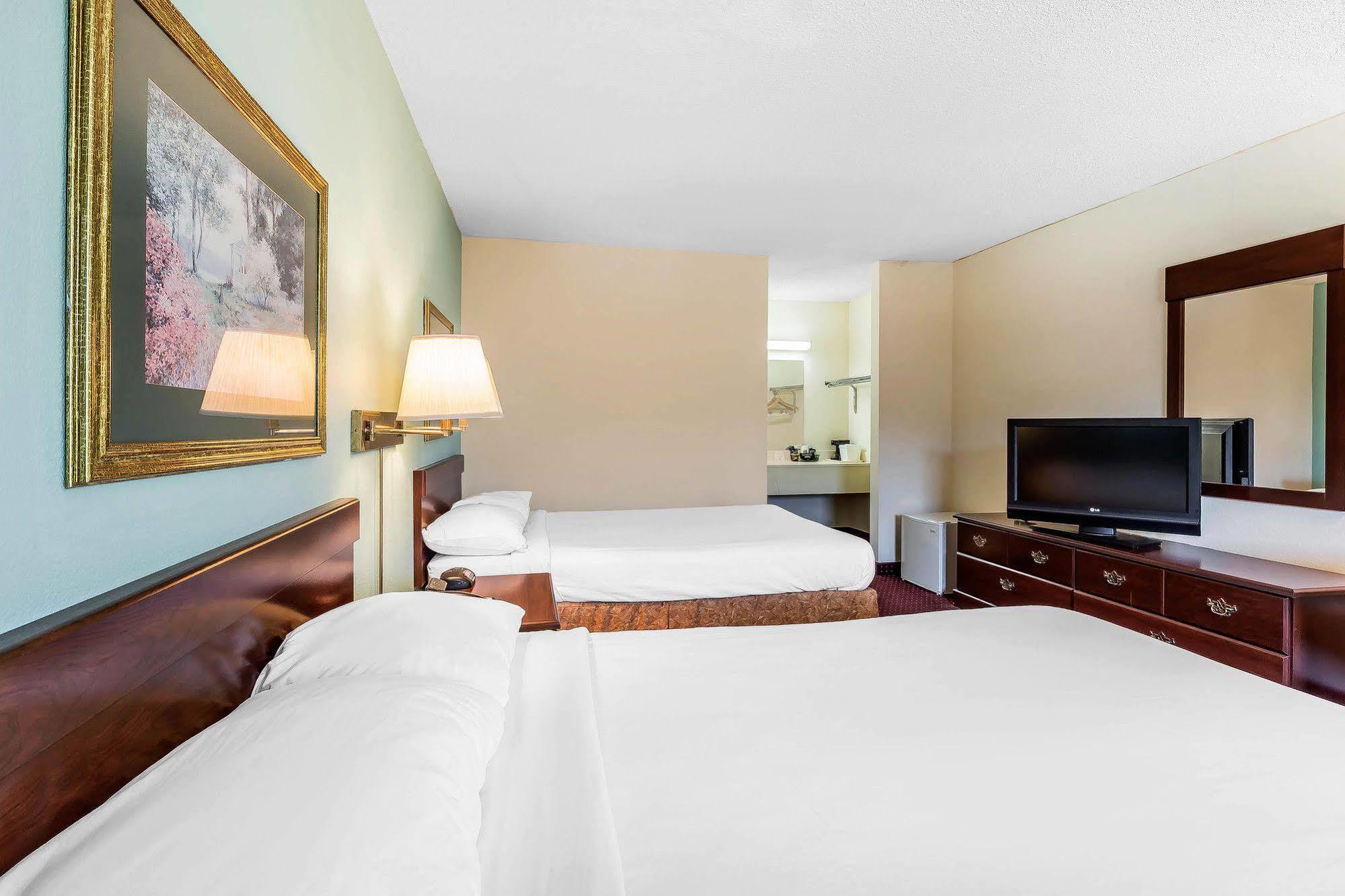 Econolodge Lavonia Екстериор снимка