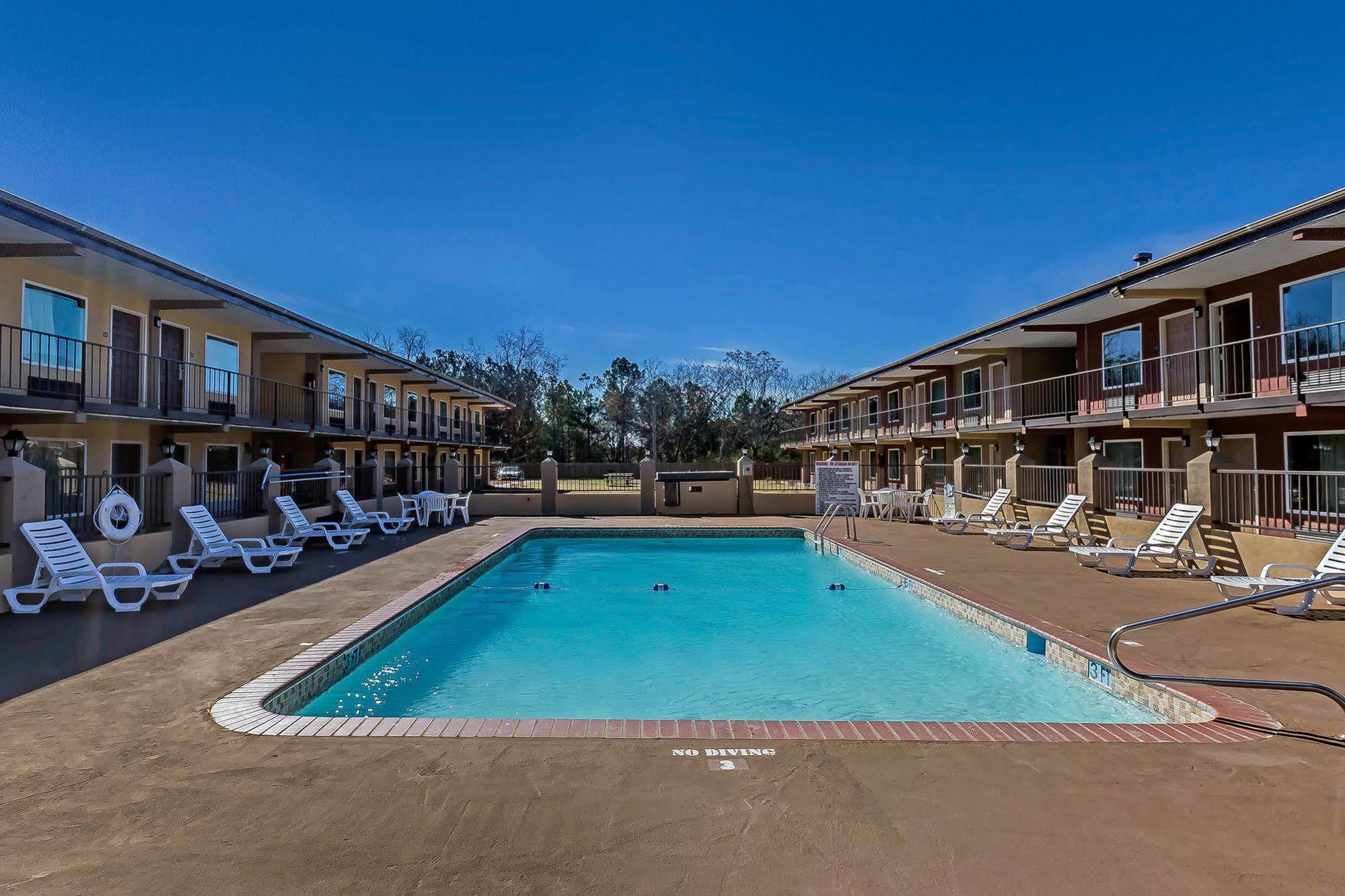 Econolodge Lavonia Екстериор снимка